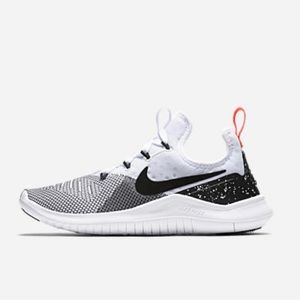 NWT / NIB NIKE Women’s Free TR8 size 7.5!